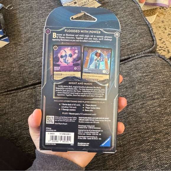 Disney Lorcana Rise of the Floodborn Trading Card Game Starter Deck - Picture 2 of 4